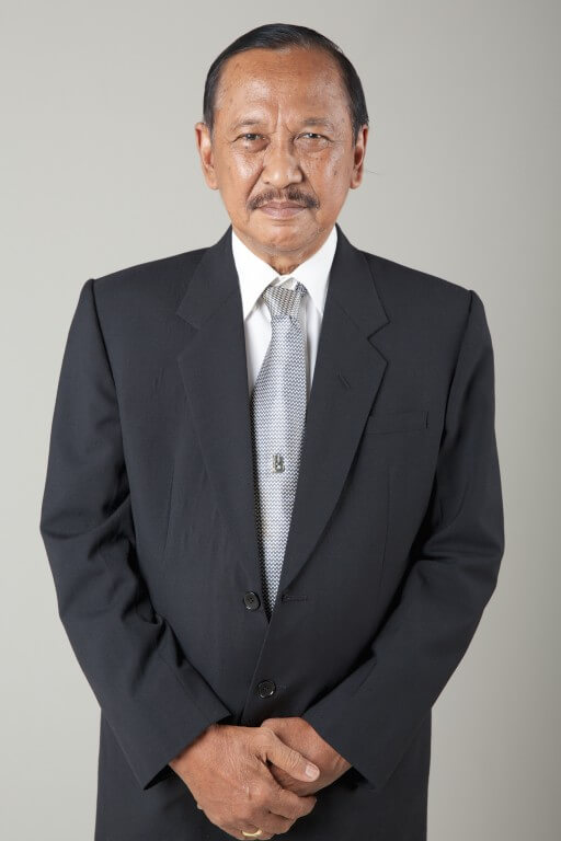 Foto Rektor IIK Bhakta